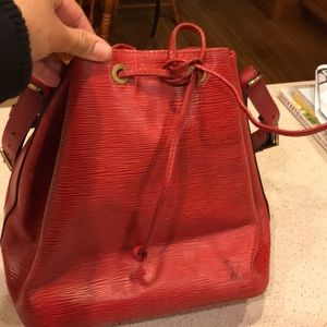 Louis Vuitton epi red drawstring shoulder bag